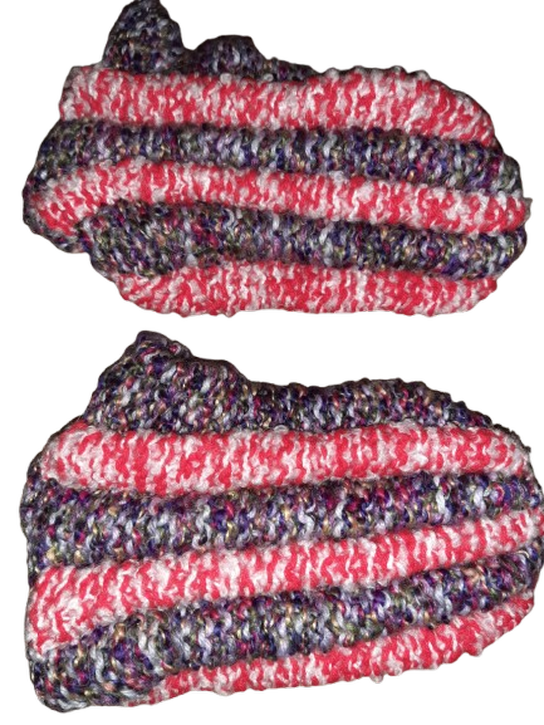 Pair 10 view 3 — Adult Medium cozy knit slippers